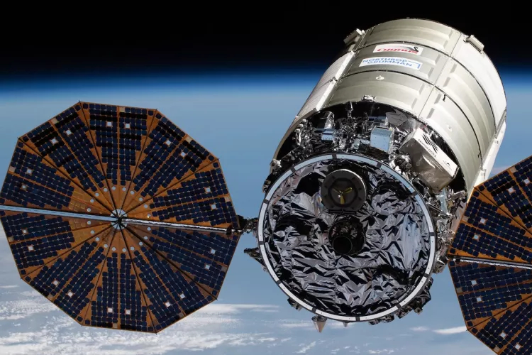 เรือบรรทุกสินค้า Cygnus พยายามจะไปถึงสถานีอวกาศ